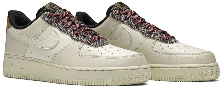 Nike Air Force 1 07 LV8 Fossil