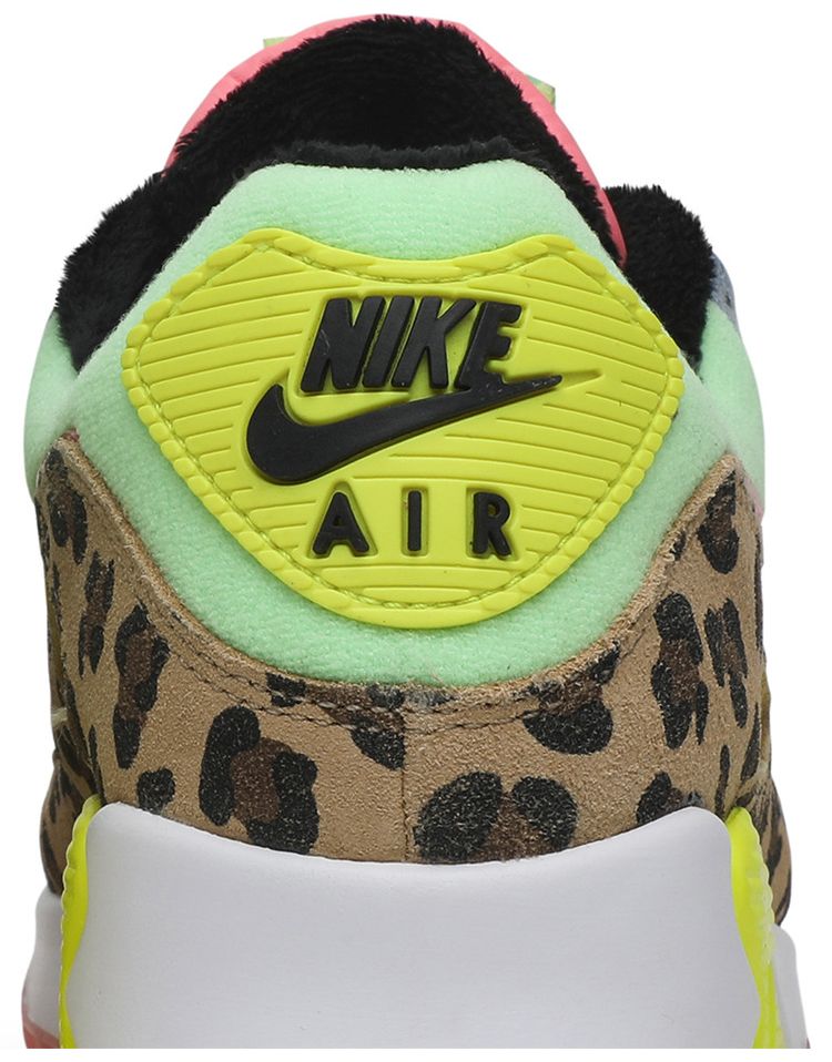 Wmns Air Max 90 LX Illusion Green