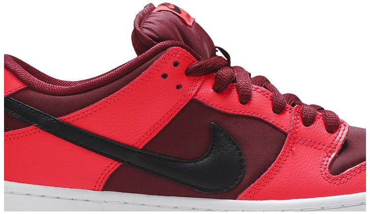 Nike Dunk Low SB Laser Crimson