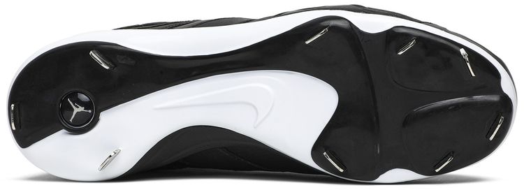 Air Jordan 7 Retro Metal Cleat Oreo