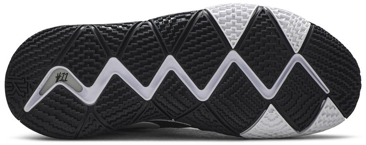 Kyrie 4 Black