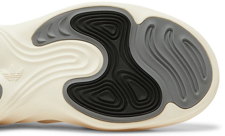 adiFOM Q Wonder White Black
