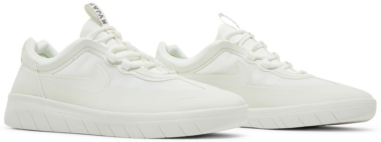 Nyjah Free 2 SB Triple White