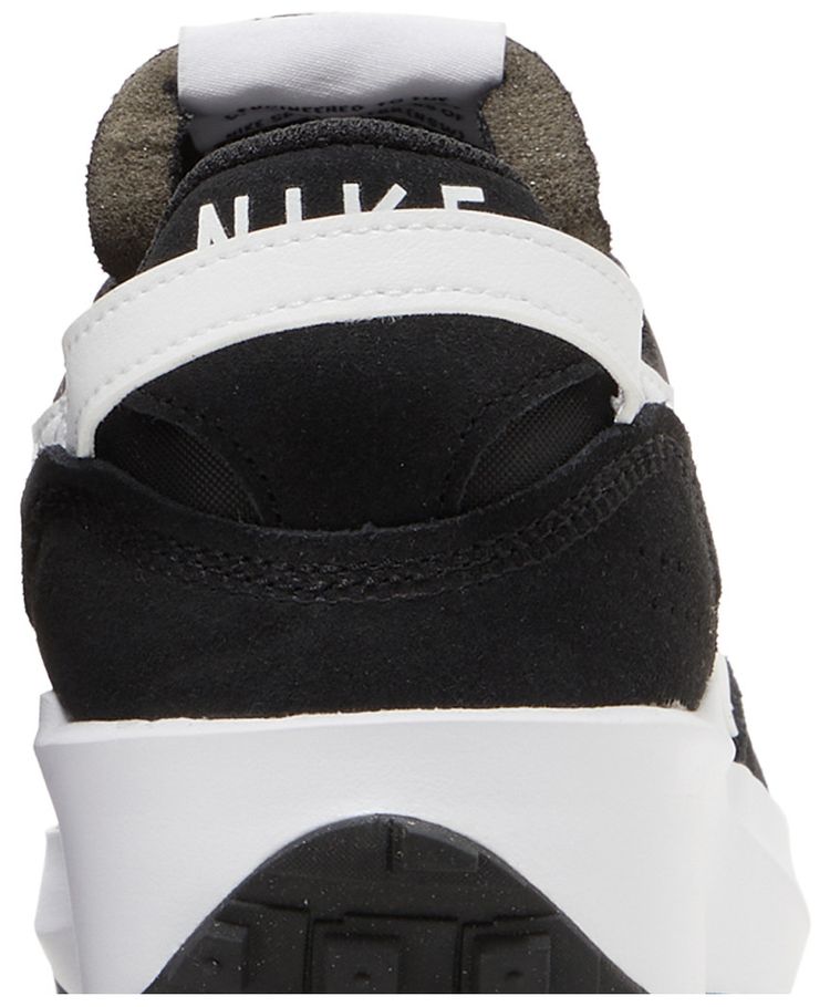 Wmns Waffle Debut Black White
