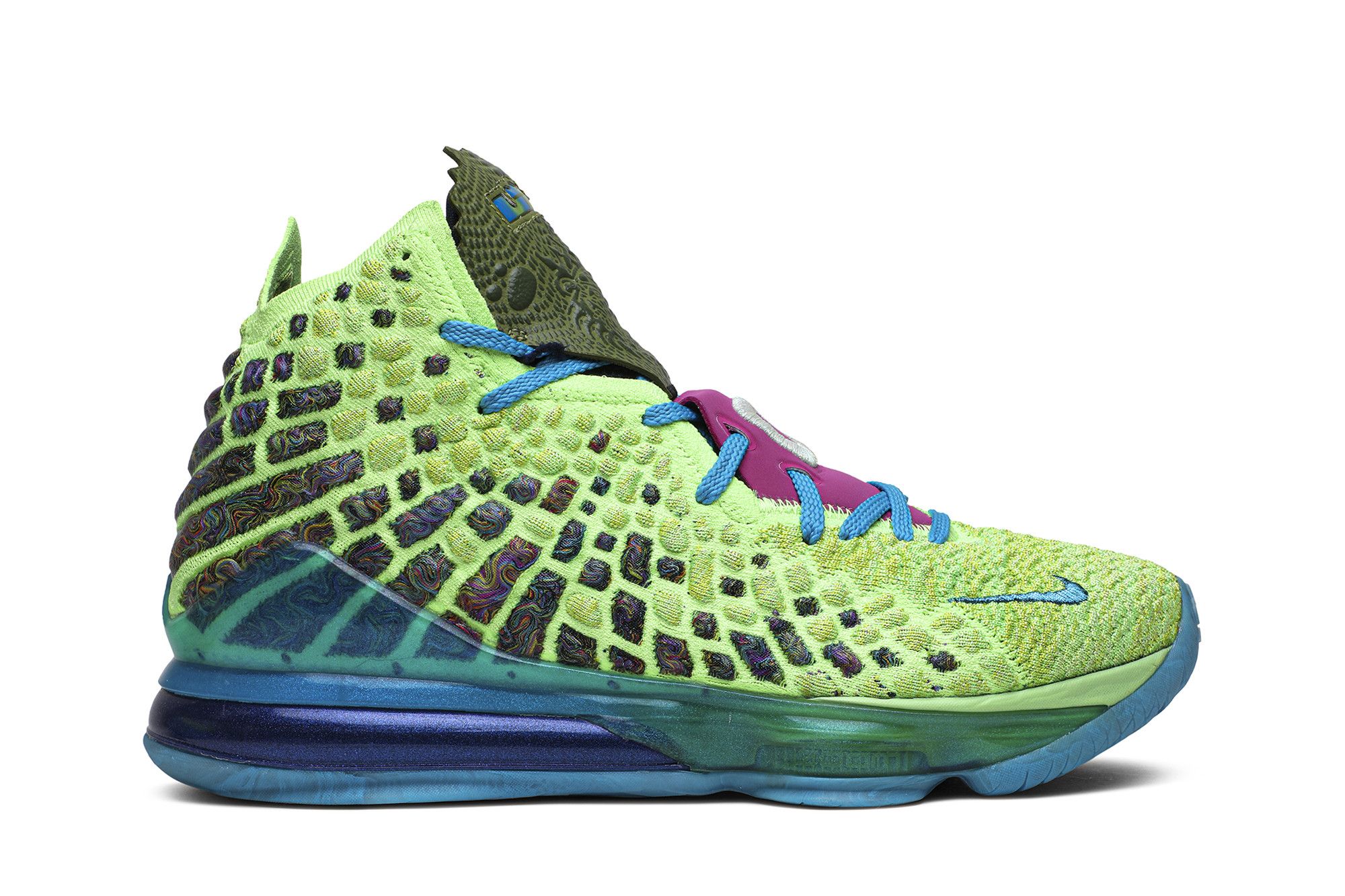 Lebron 17 shoes price store