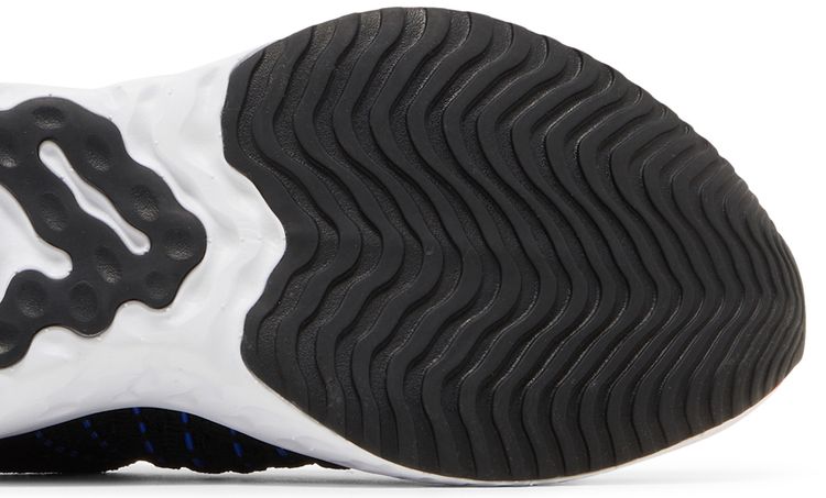 Nike Wmns React Phantom Run Flyknit 2 Black Bright Crimson