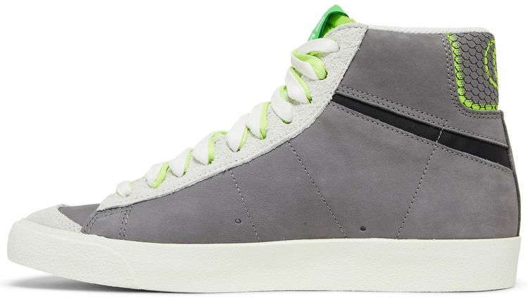 Nike Blazer Mid 77 University of Oregon Football PE
