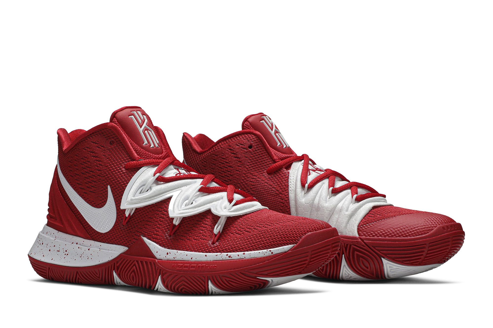 Kyrie 5 december 26 top