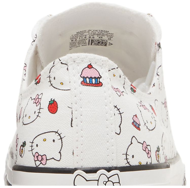 Hello Kitty x Converse Chuck Taylor All Star Low White