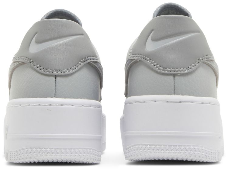 Nike Wmns Air Force 1 Sage Low Light Smoke Grey