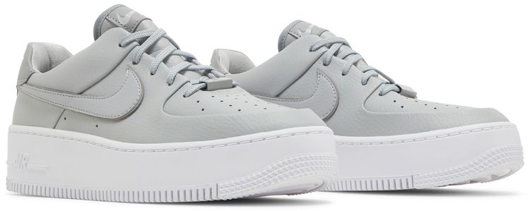 Nike Wmns Air Force 1 Sage Low Light Smoke Grey