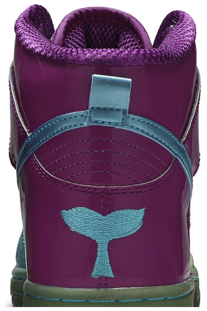 Nike Wmns Dunk High Skinny Doernbecher