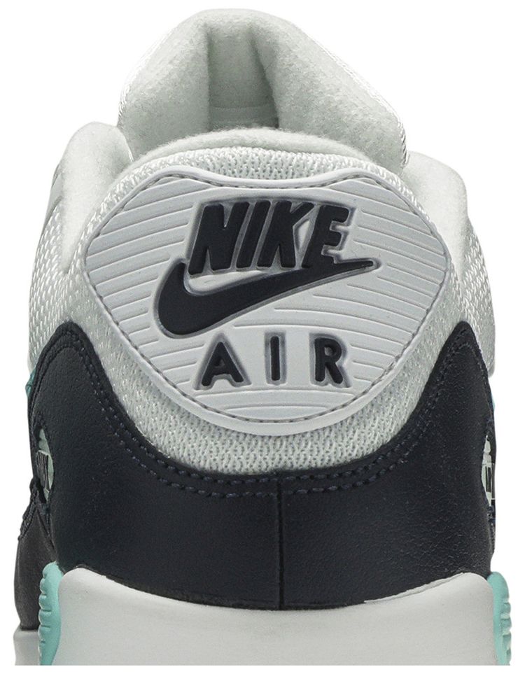 Nike Air Max 90 Esssential Aurora