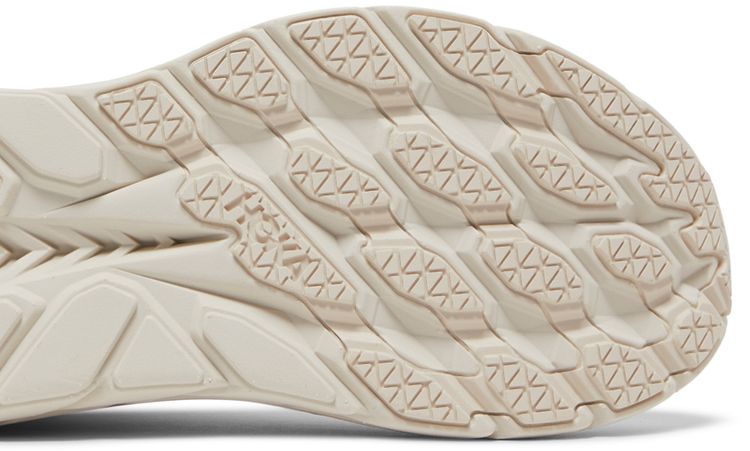 Wmns Clifton 8 Eggnog