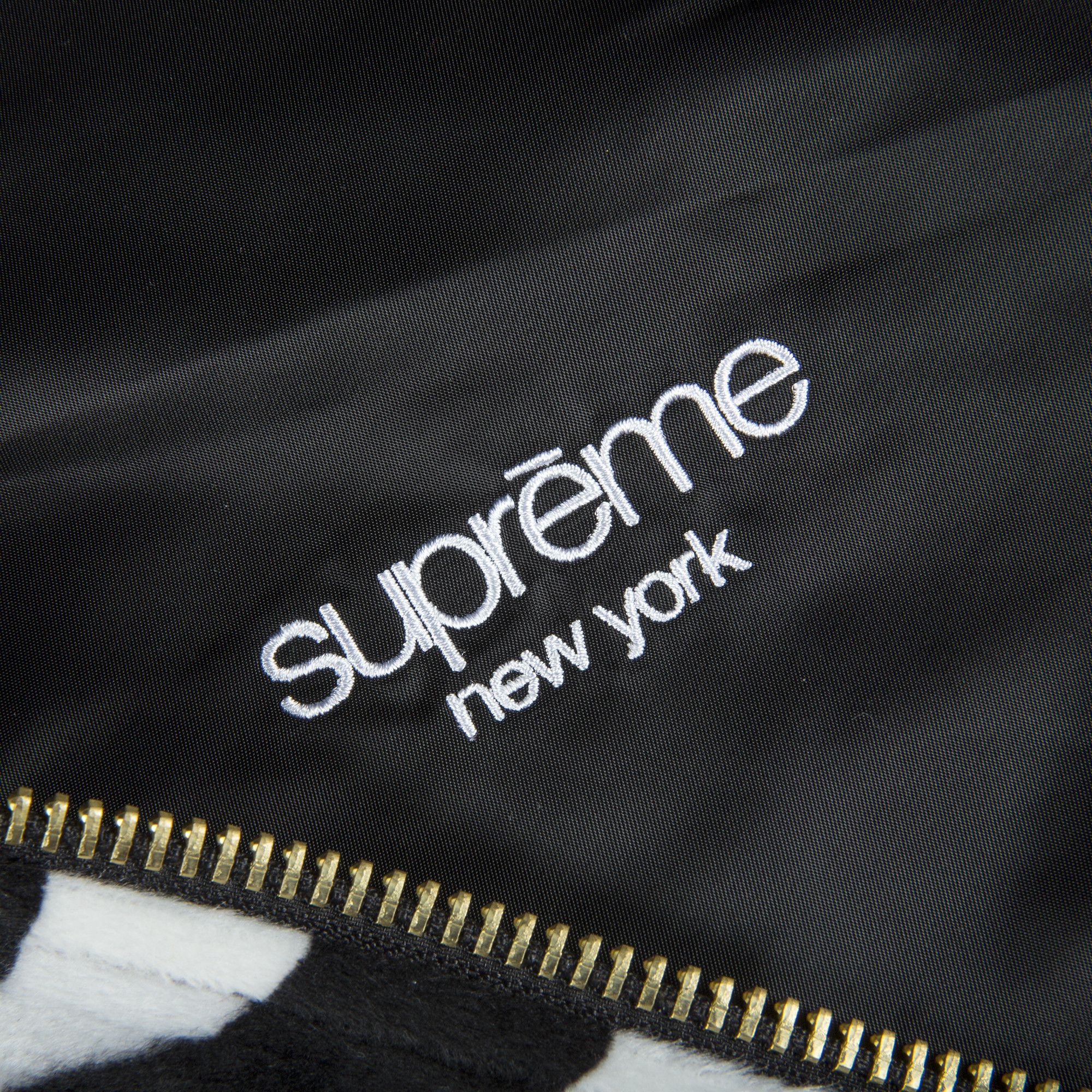 Buy Supreme Contrast Stitch Reversible MA-1 Jacket 'Black Buy Supreme Contrast Stitch Reversible MA-1 Jacket 'Black