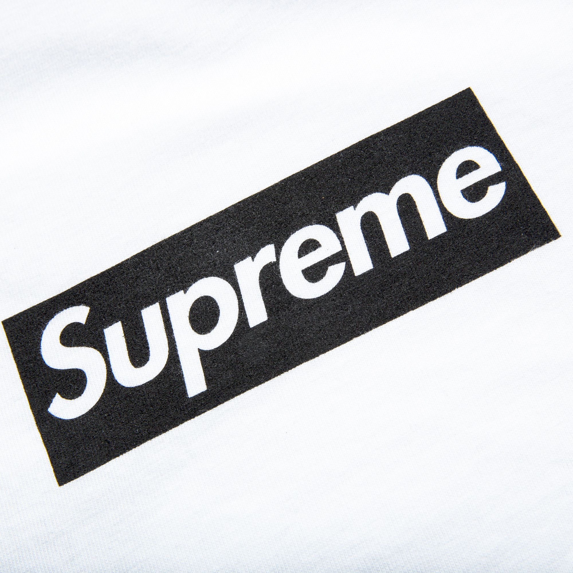 Paris box logo tee store