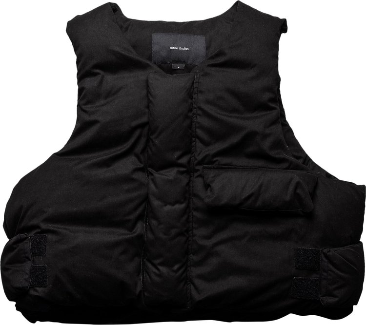 Pillow Down Vest in Black - Entire Studios