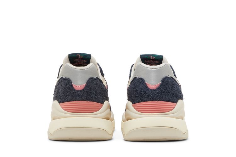 Buy New Balance 57/40  display picture 1