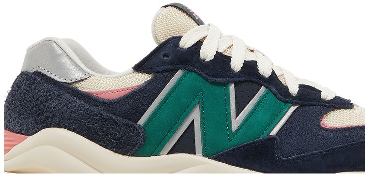 New Balance 5740 Lunar New Year   Eclipse