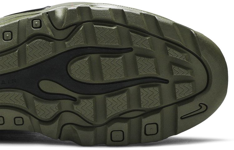 Nike Air Bakin Posite Medium Olive