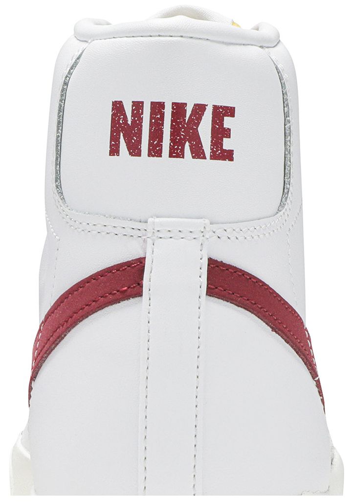 Nike Blazer Mid 77 Brick Red