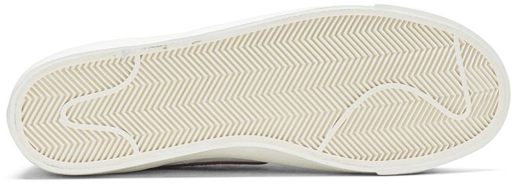 Nike Blazer Mid 77 Brick Red