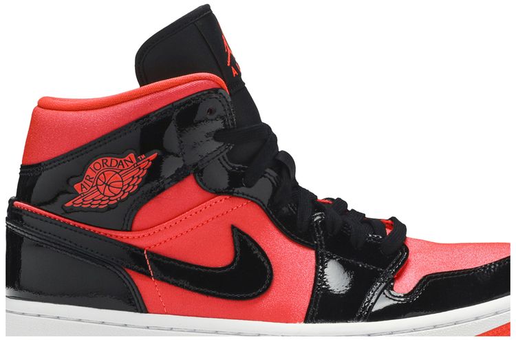 Wmns Air Jordan 1 Mid Hot Punch