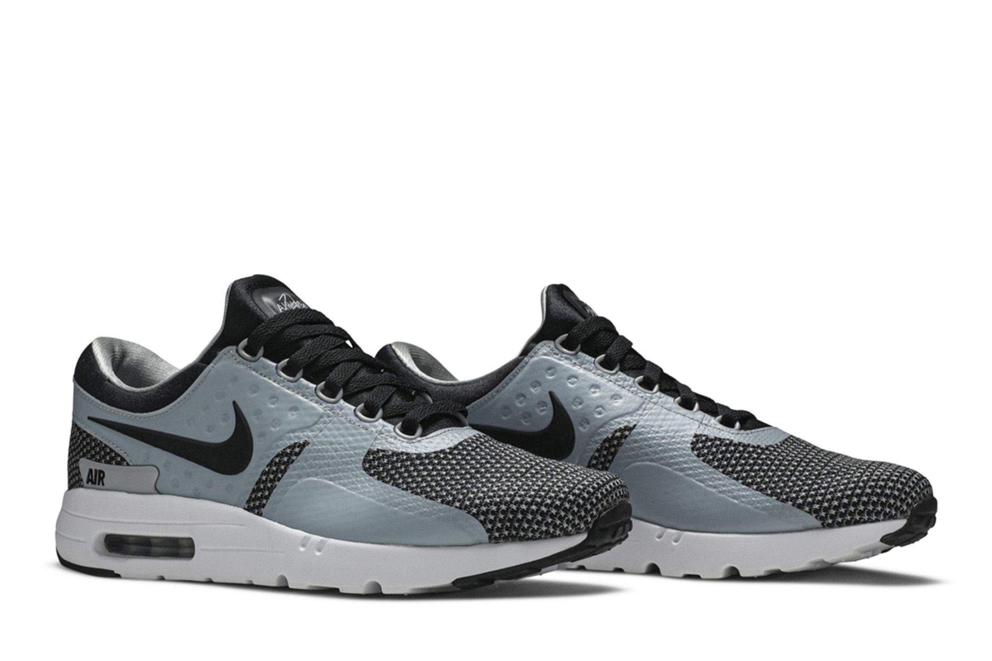Air max zero essential black deals