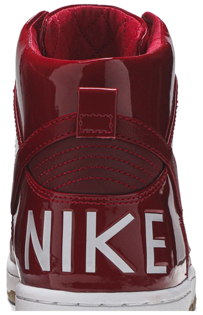 Nike Dunk Lux SP Gym Red