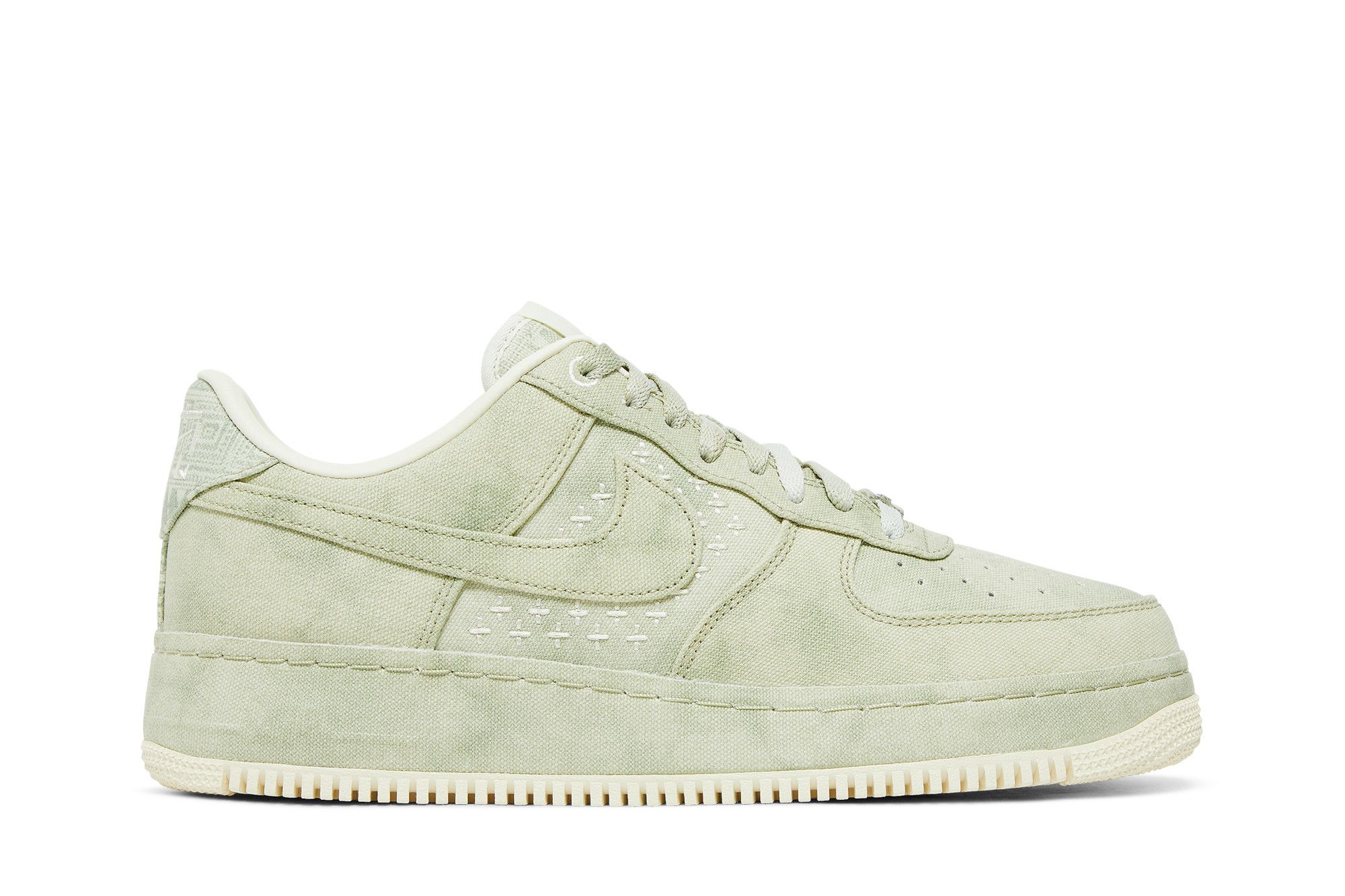 Nike air force 1 07 suede olive hot sale