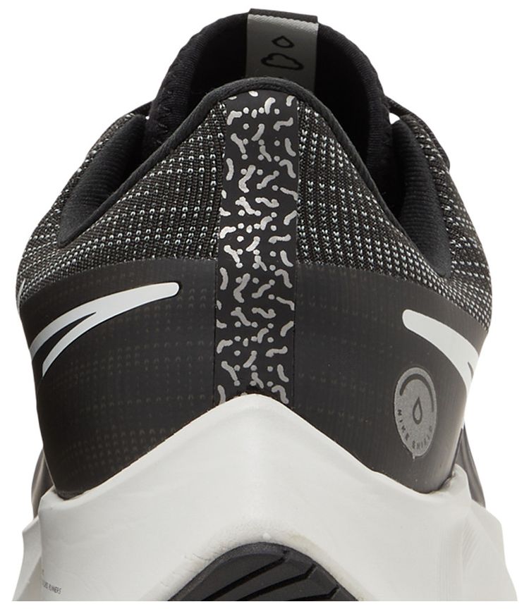 Nike Air Zoom Pegasus 38 Shield Black Dark Smoke Grey