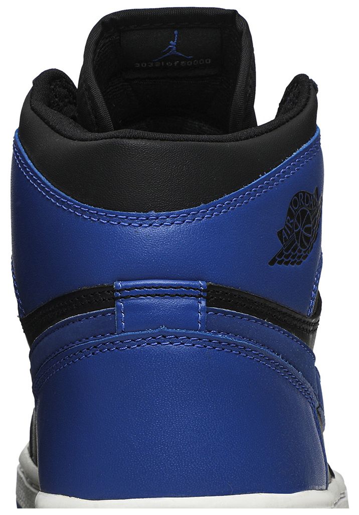 Air Jordan 1 Retro Royal 2001