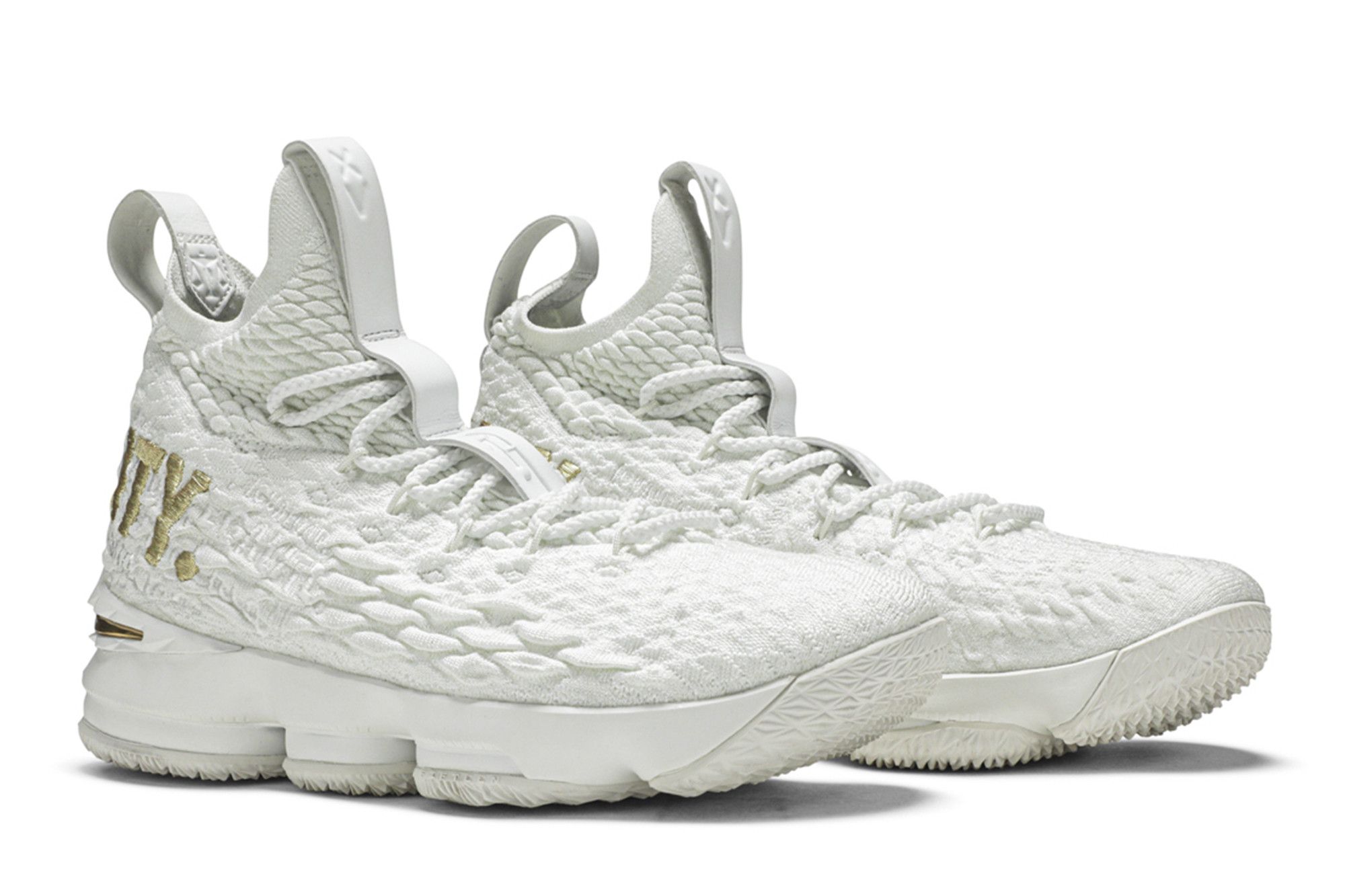 Lebron 15 equality prix discount