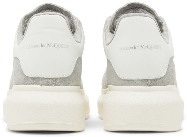 Alexander McQueen Wmns Oversized Sneaker Dove Grey