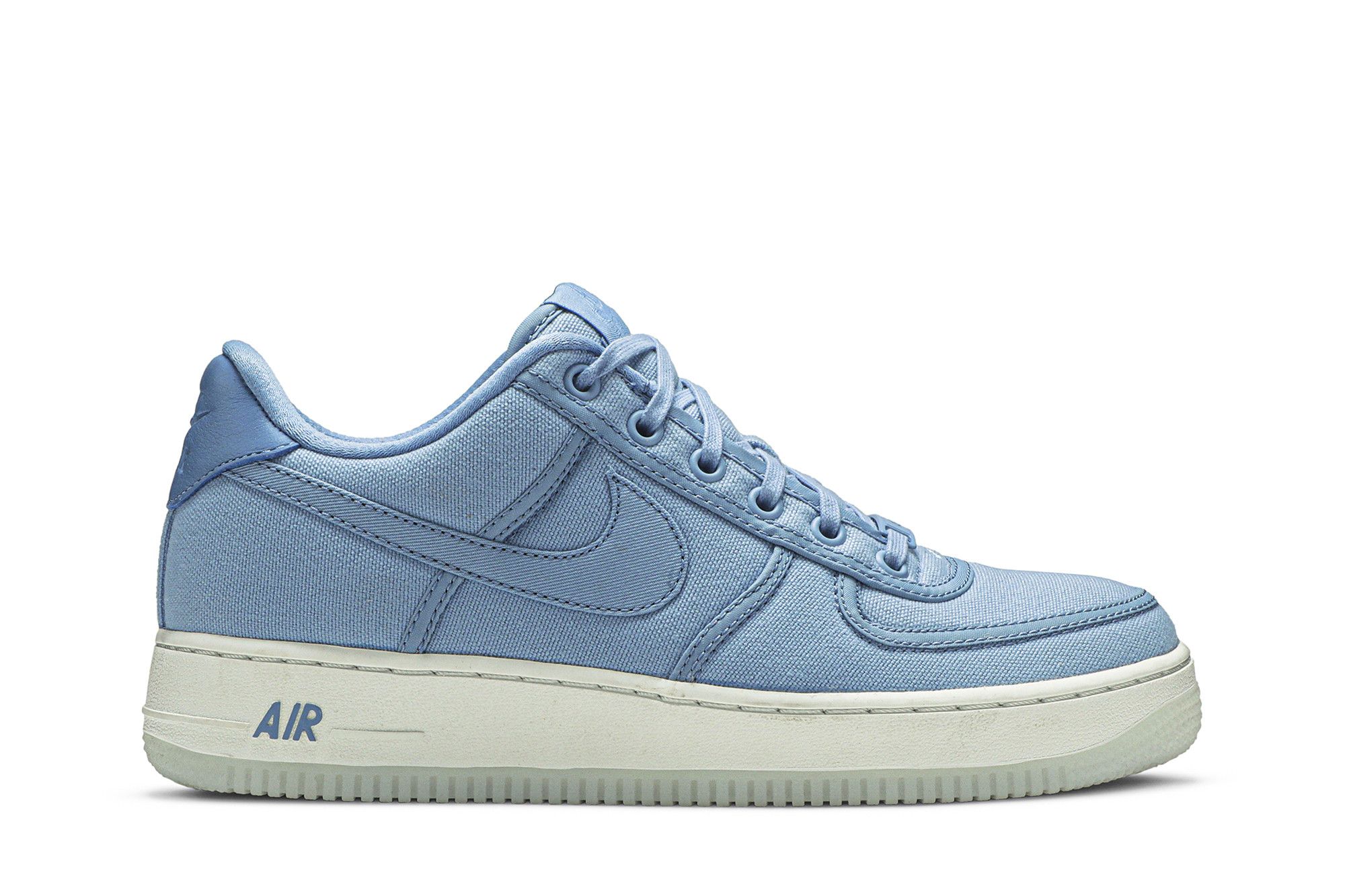 Air force 1 low 2025 retro qs december sky