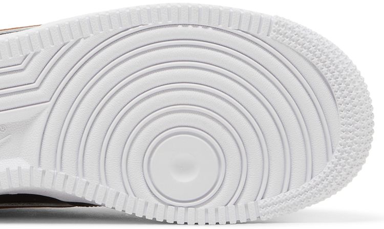 Nike Wmns Air Force 1 07 Essential Black Metallic Gold