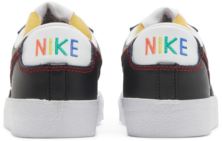 Nike Wmns Blazer Low 77 Black