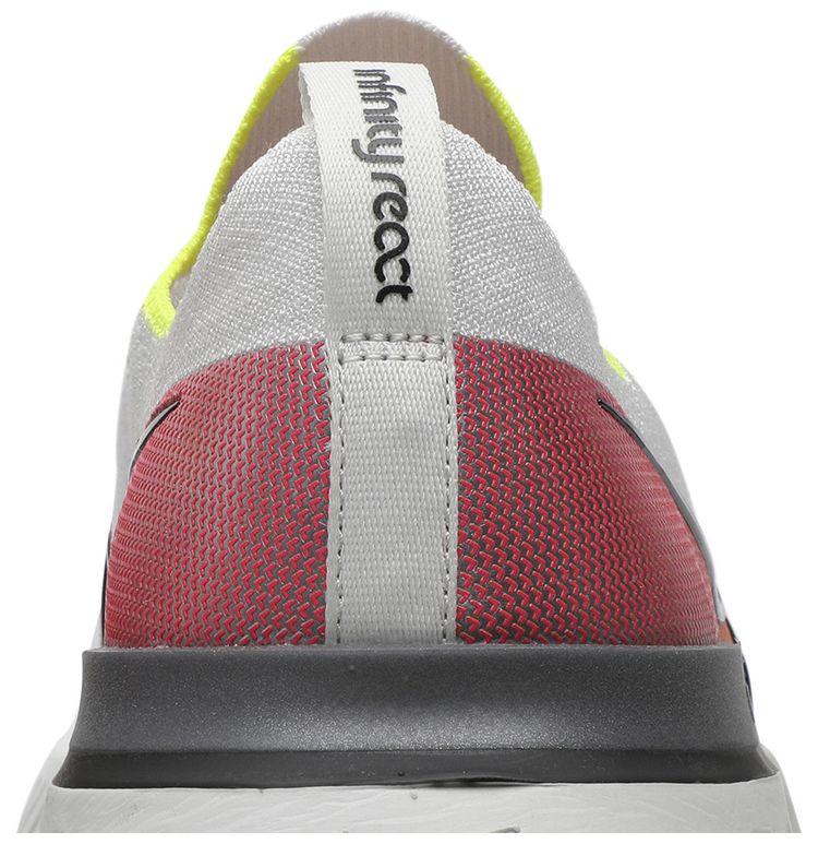 React Infinity Run Pink Blast