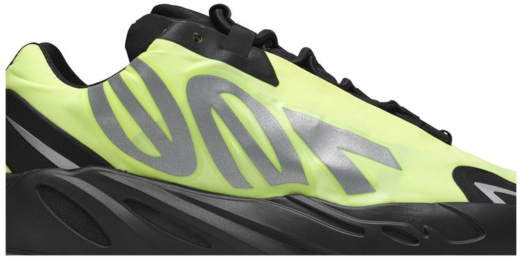 Yeezy Boost 700 MNVN Phosphor
