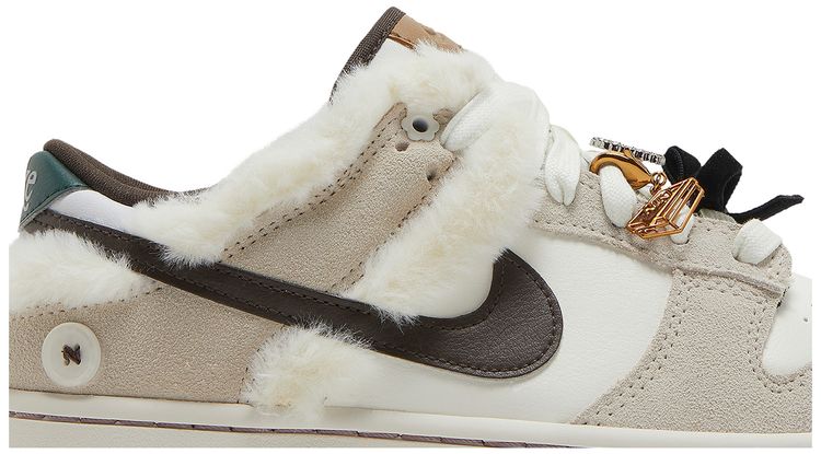 Wmns Dunk Low Mink And Jewels