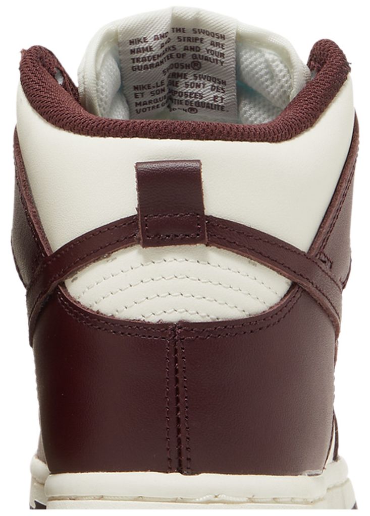 Nike Wmns Dunk High Burgundy Crush
