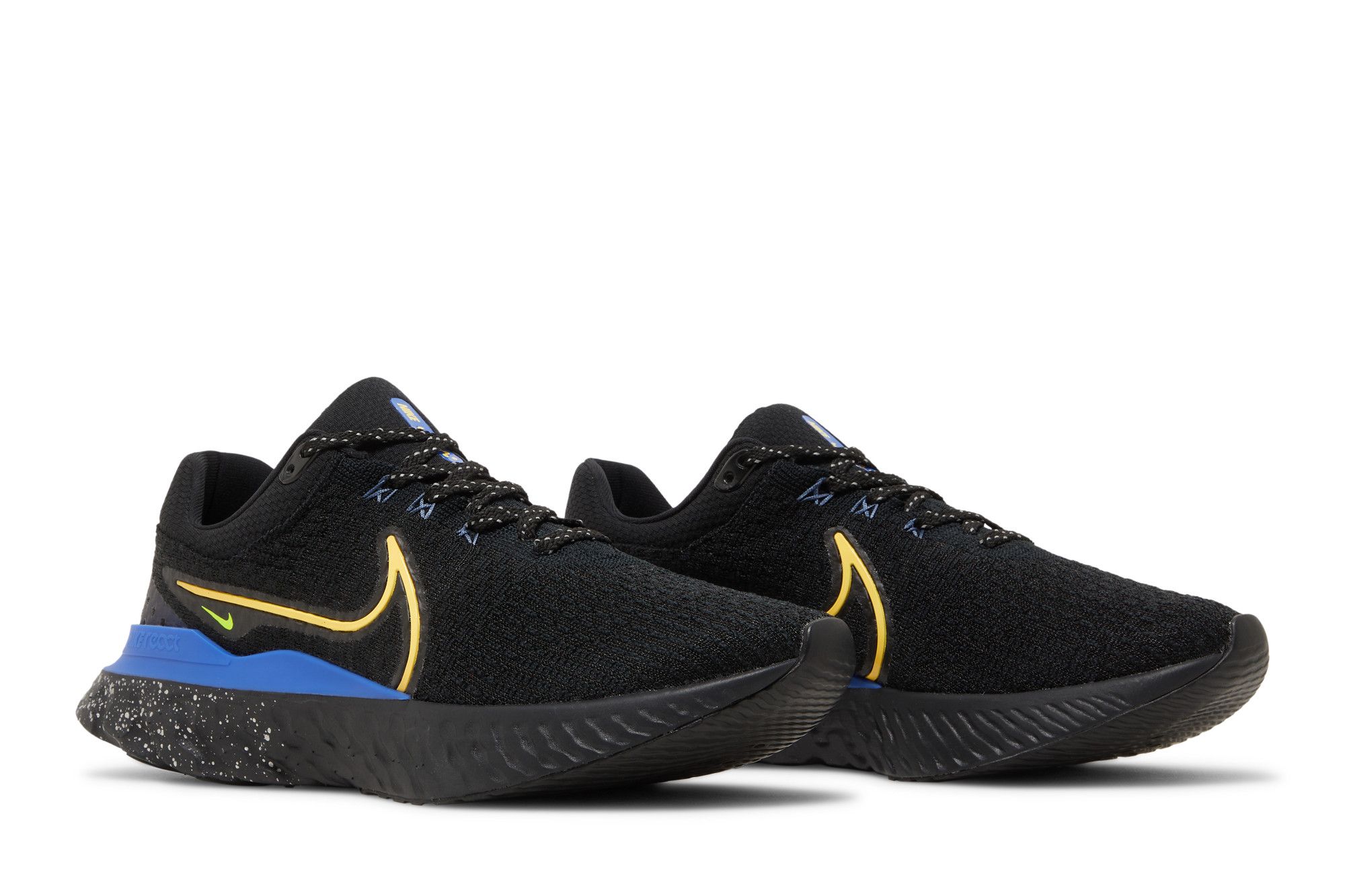 Nike running epic react in black and gold best sale
