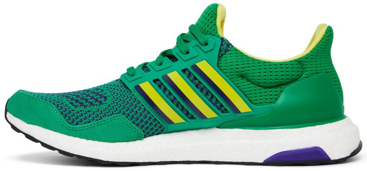 Disney x adidas UltraBoost 10 DNA The Mighty Ducks   District 5