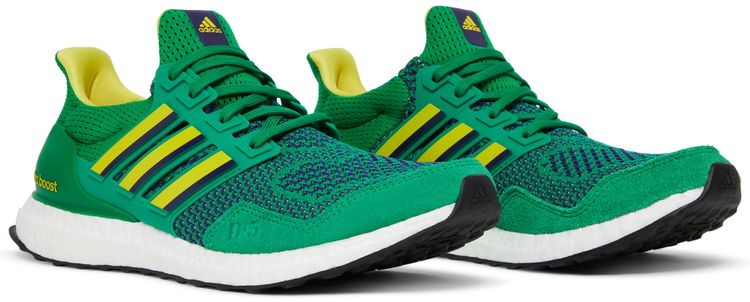 Disney x adidas UltraBoost 10 DNA The Mighty Ducks   District 5