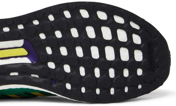 Disney x adidas UltraBoost 10 DNA The Mighty Ducks   District 5