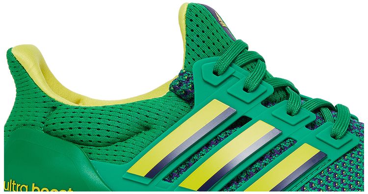 Disney x adidas UltraBoost 10 DNA The Mighty Ducks   District 5