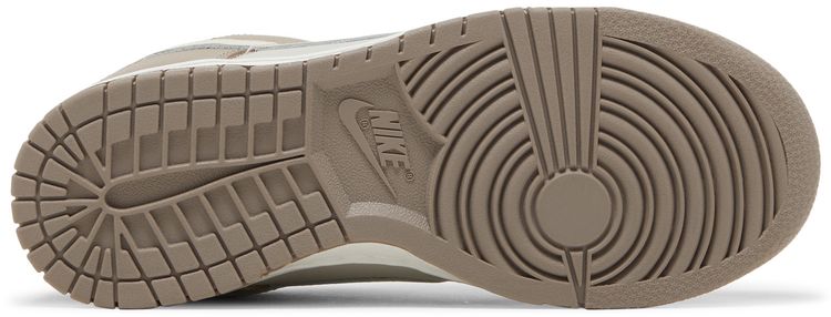 Nike Wmns Dunk Low Moon Fossil