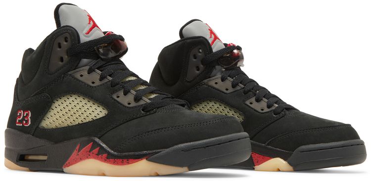 Wmns Air Jordan 5 Retro GORE TEX Off Noir