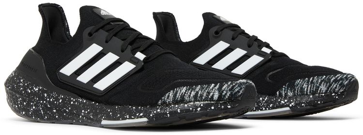 Adidas UltraBoost 22 Black White Speckled
