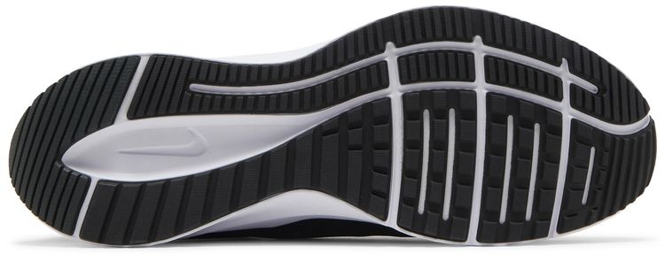 Nike Quest 4 Black White